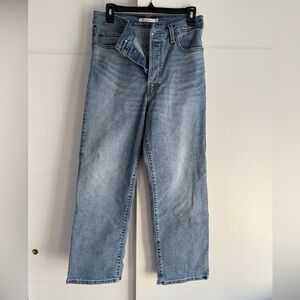 Levi’s Ribcage Straight Size 29